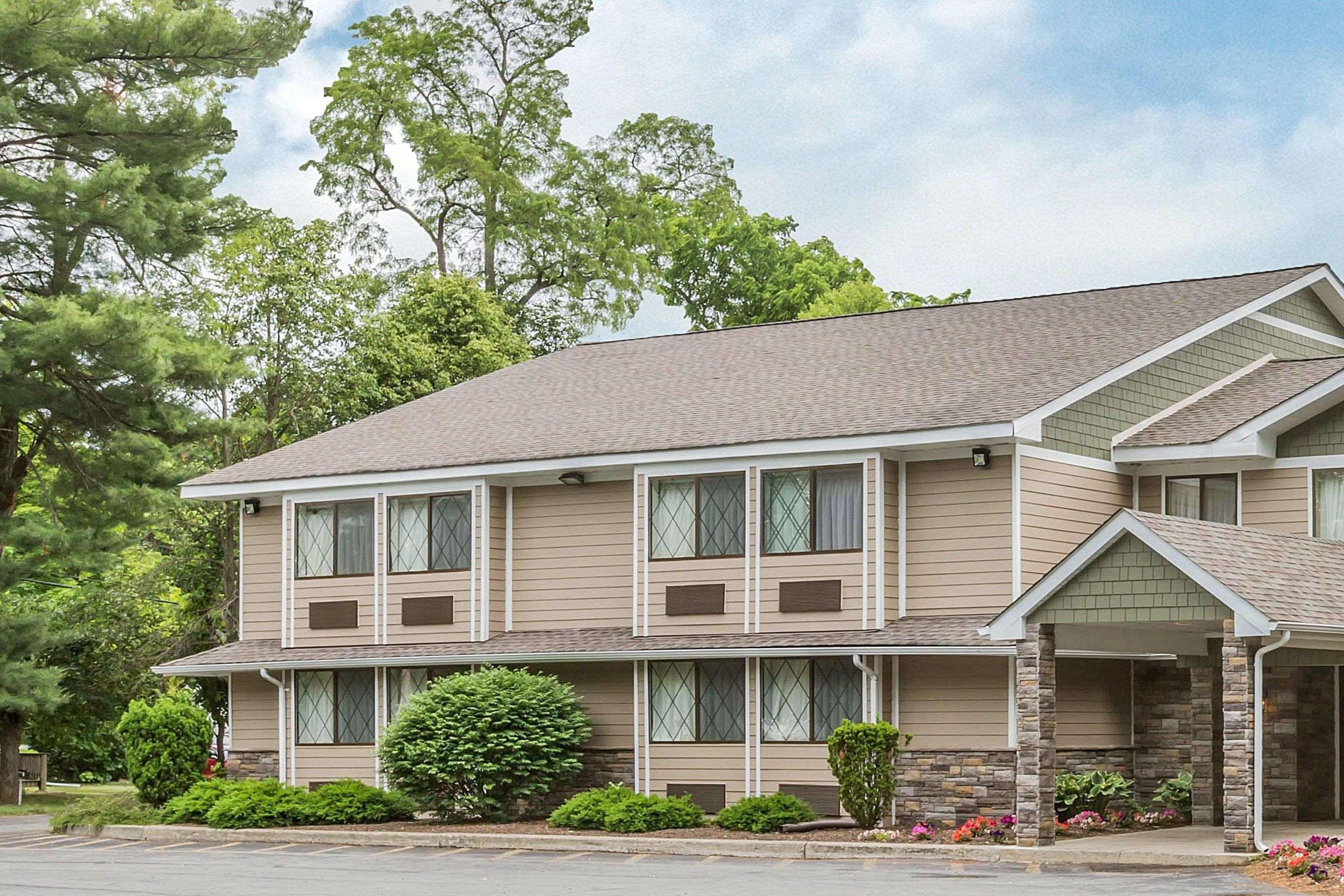 Quality Inn Hyde Park - Poughkeepsie North Exterior photo